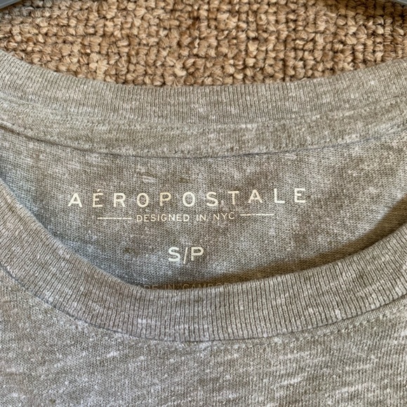 Aeropostale tee shirt - Picture 3 of 3